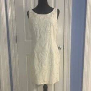 CARMEN MARC VALVO HOMECOMING DRESS - NWT SIZE 12 - WHITE